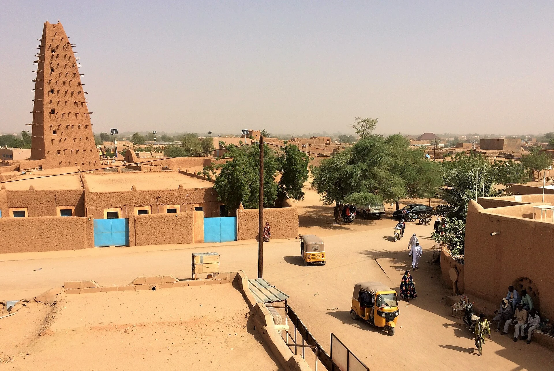 Agadez: arquitetura de terra e motivos para adiar a viagem