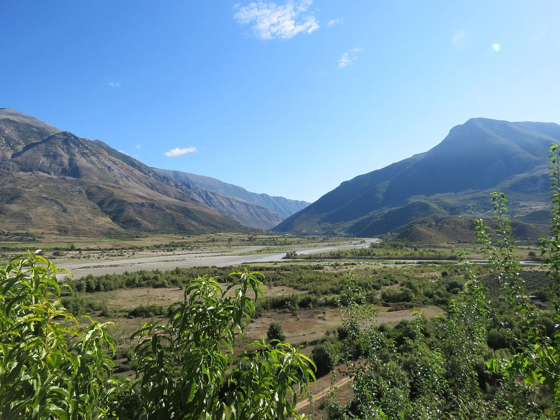 Albania’s Vjosa Valley between Përmet, Këlcyrë and Tepelenë