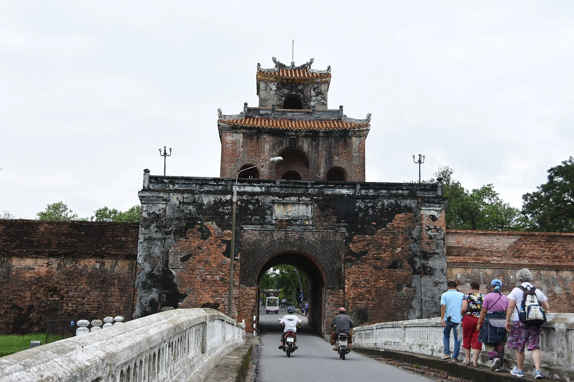 Ngọ Môn Gate, entrance to the Imperial Citadel of Huế.