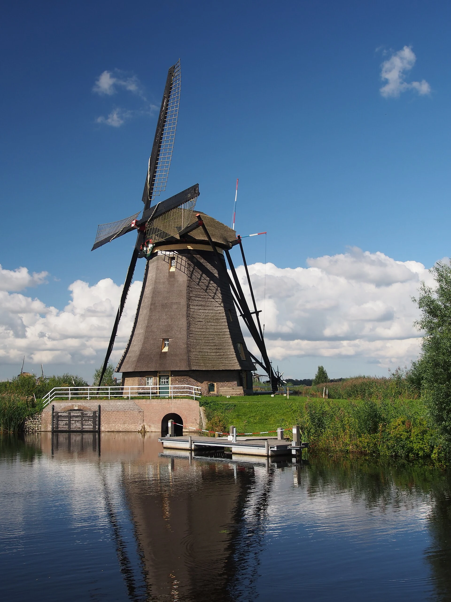 Passenger boat at the Kinderdijk landing