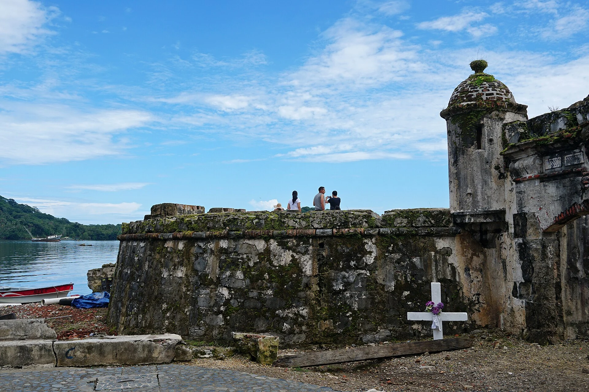 Fachada externa da Real Aduana de Portobelo.