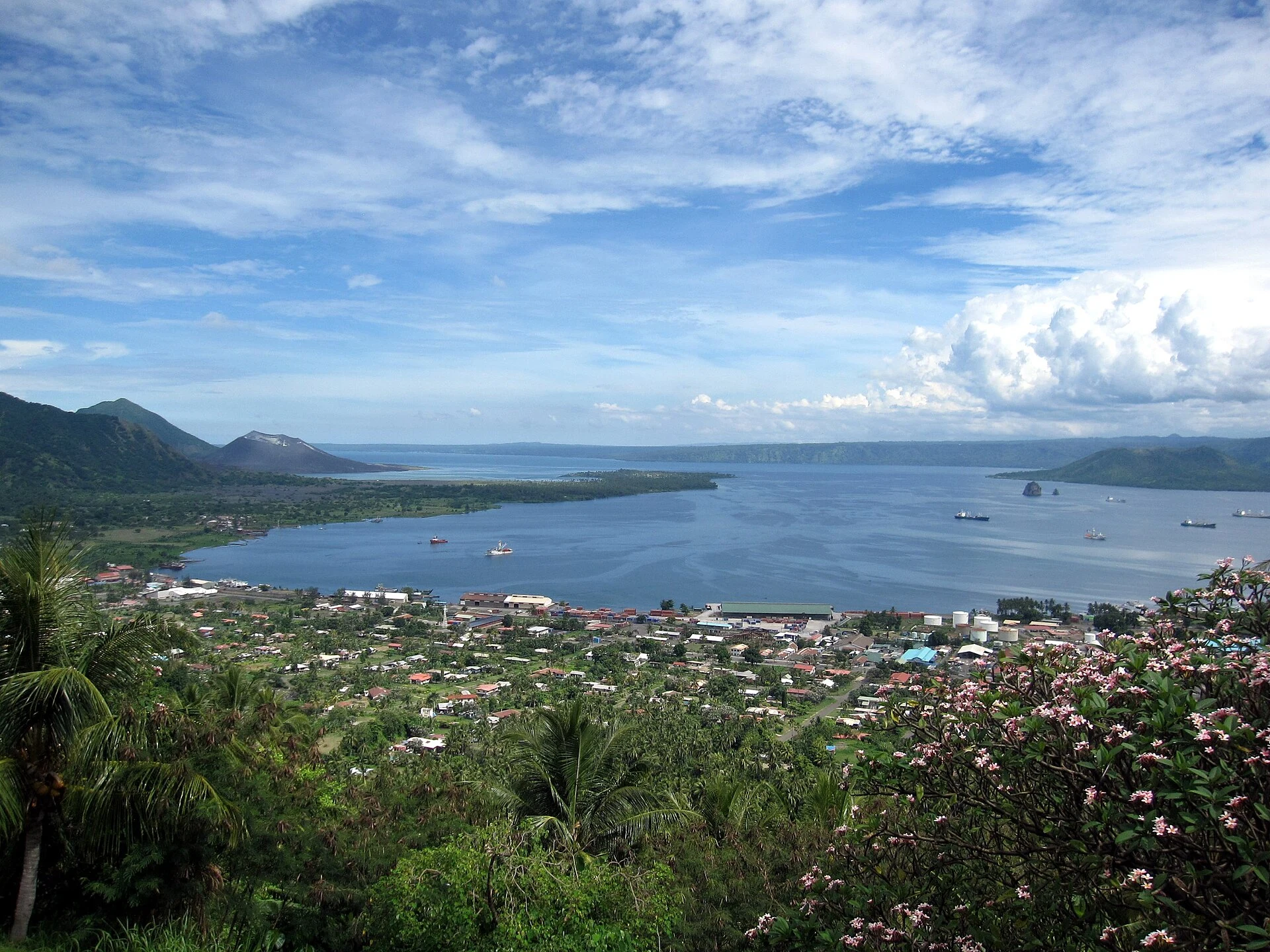 Tavurvur volcano beside Simpson Harbour near Rabaul.