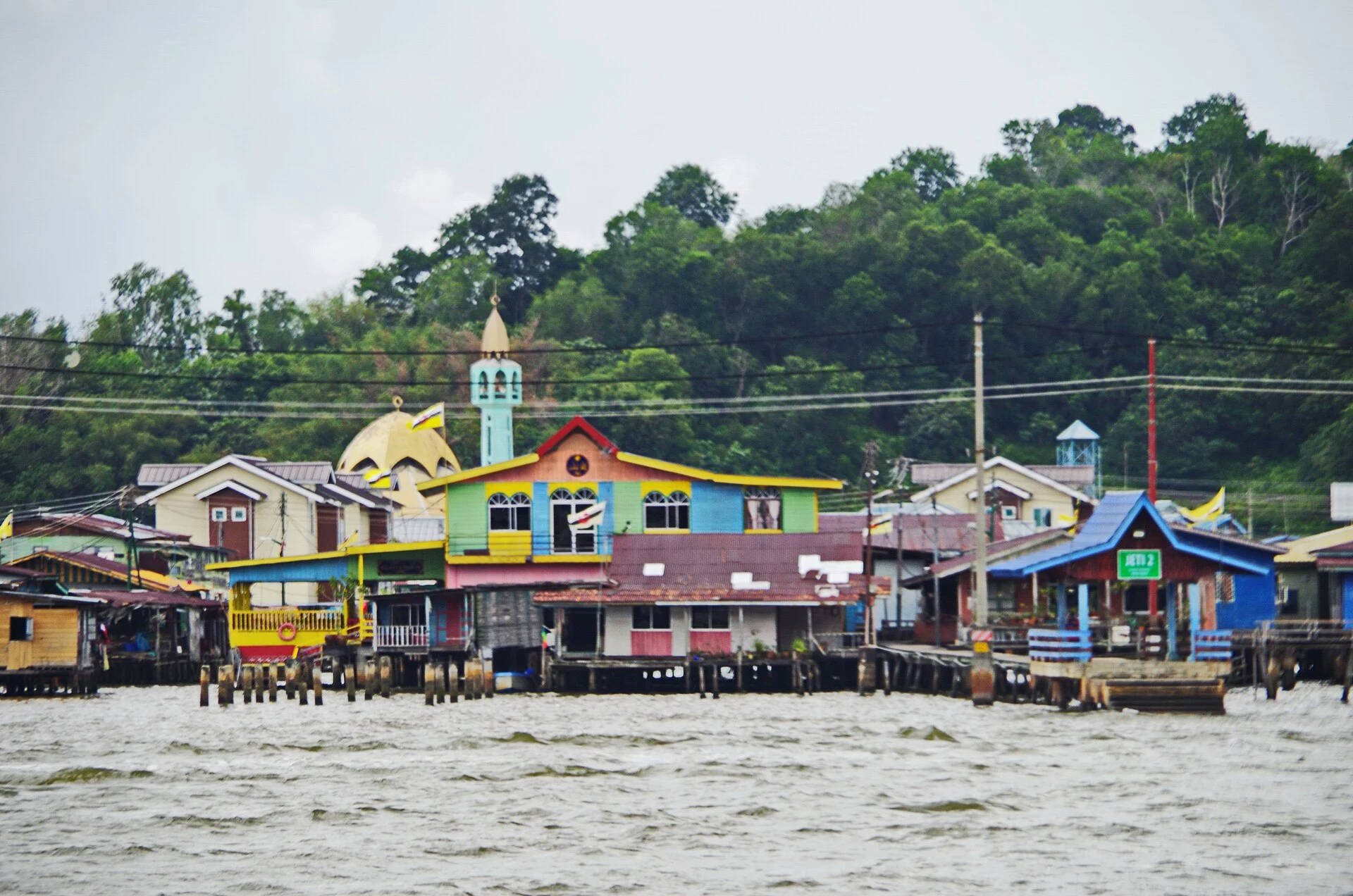 Stilt houses and water taxis in Kampong Ayer on the Brunei River.