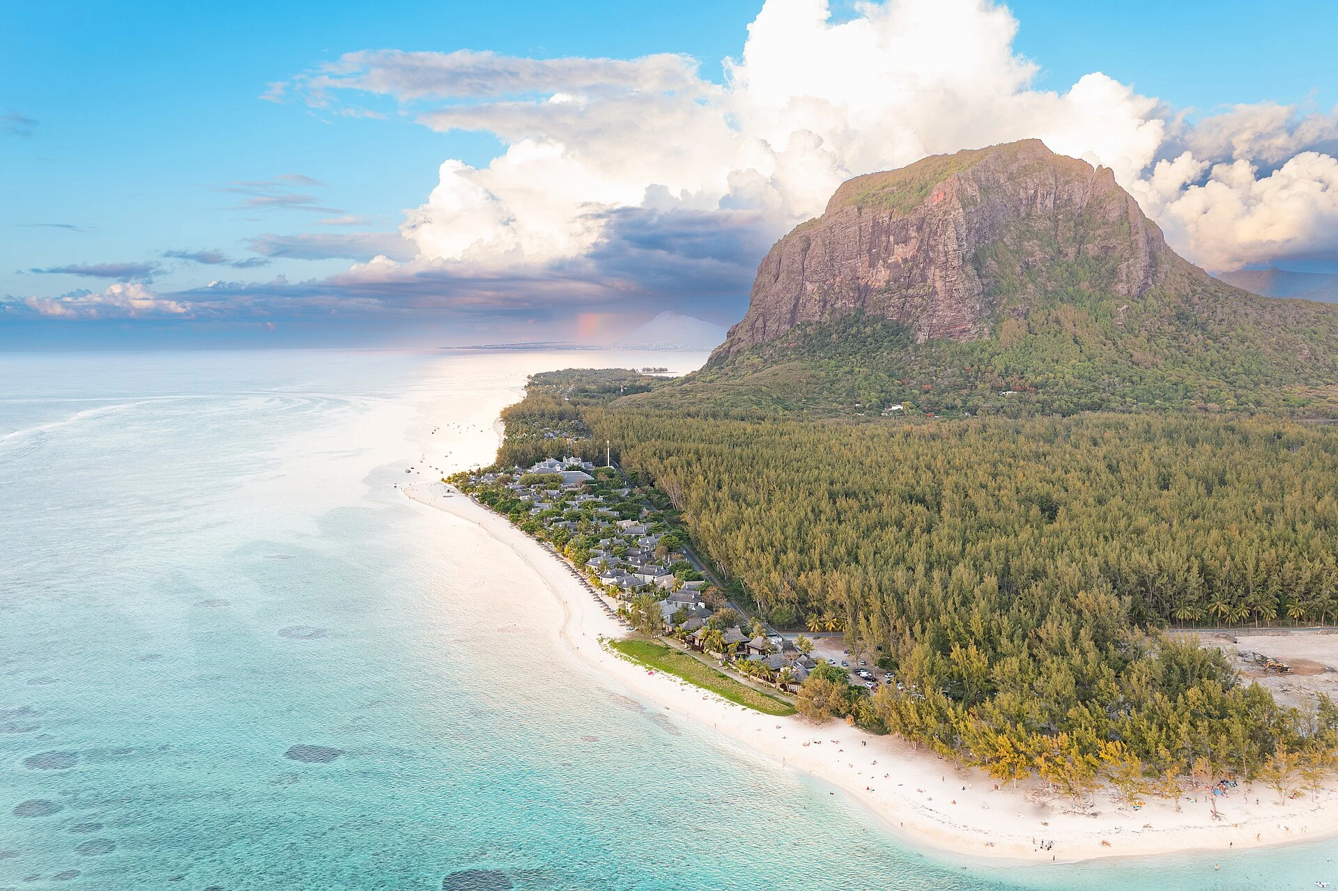 Le Morne auf Mauritius zwischen Wanderweg und lebendiger Erinnerung