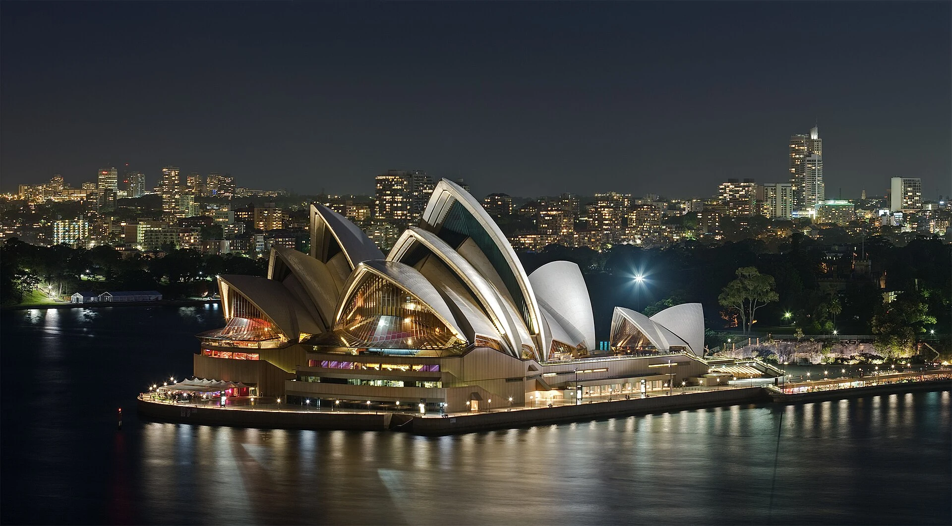 Australian dollar banknotes as a currency reference for travel planning.