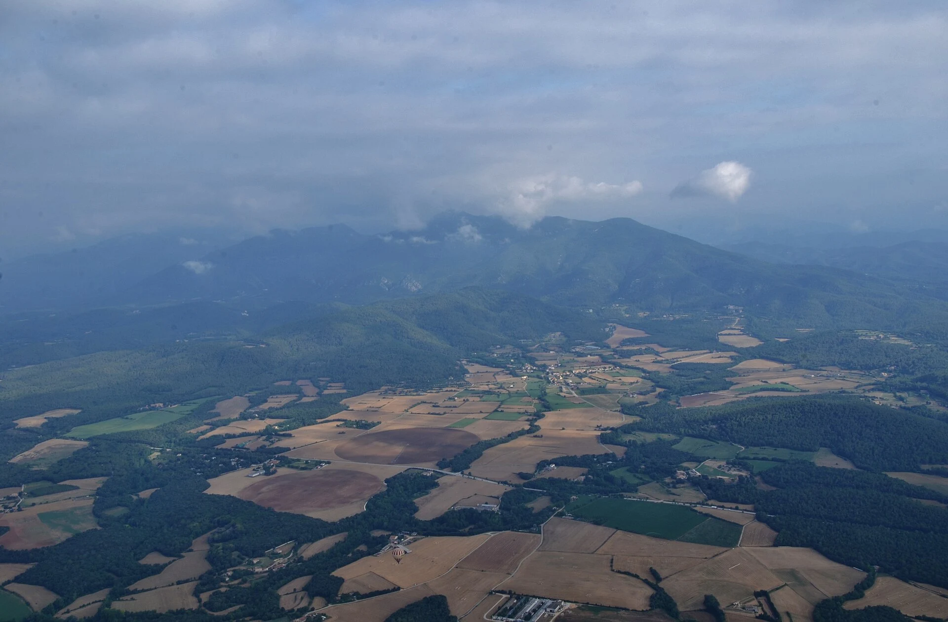 La Garrotxa’s volcanic centre by landscape, time and transport