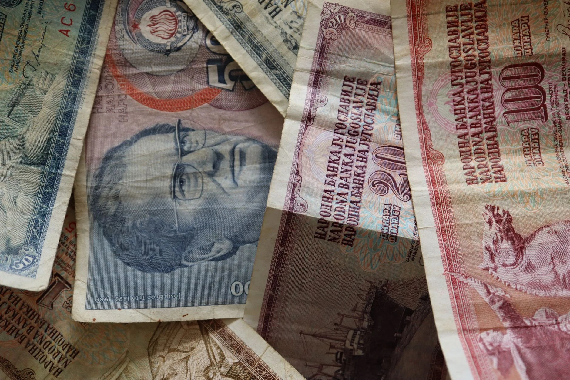 Colombian peso banknotes as currency context.