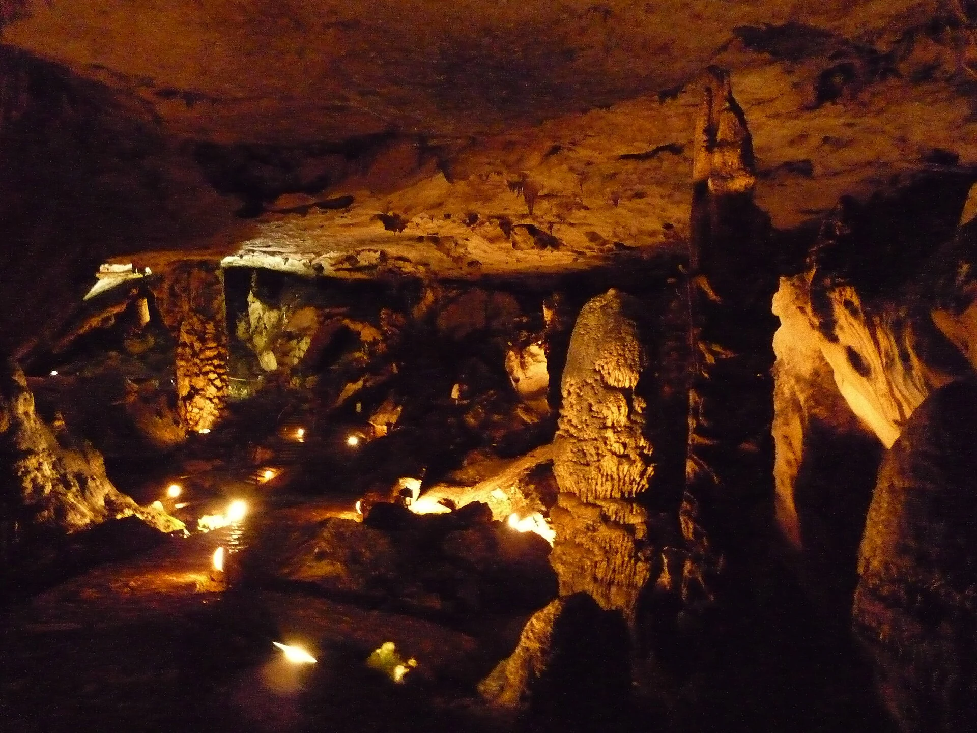 Magura Cave